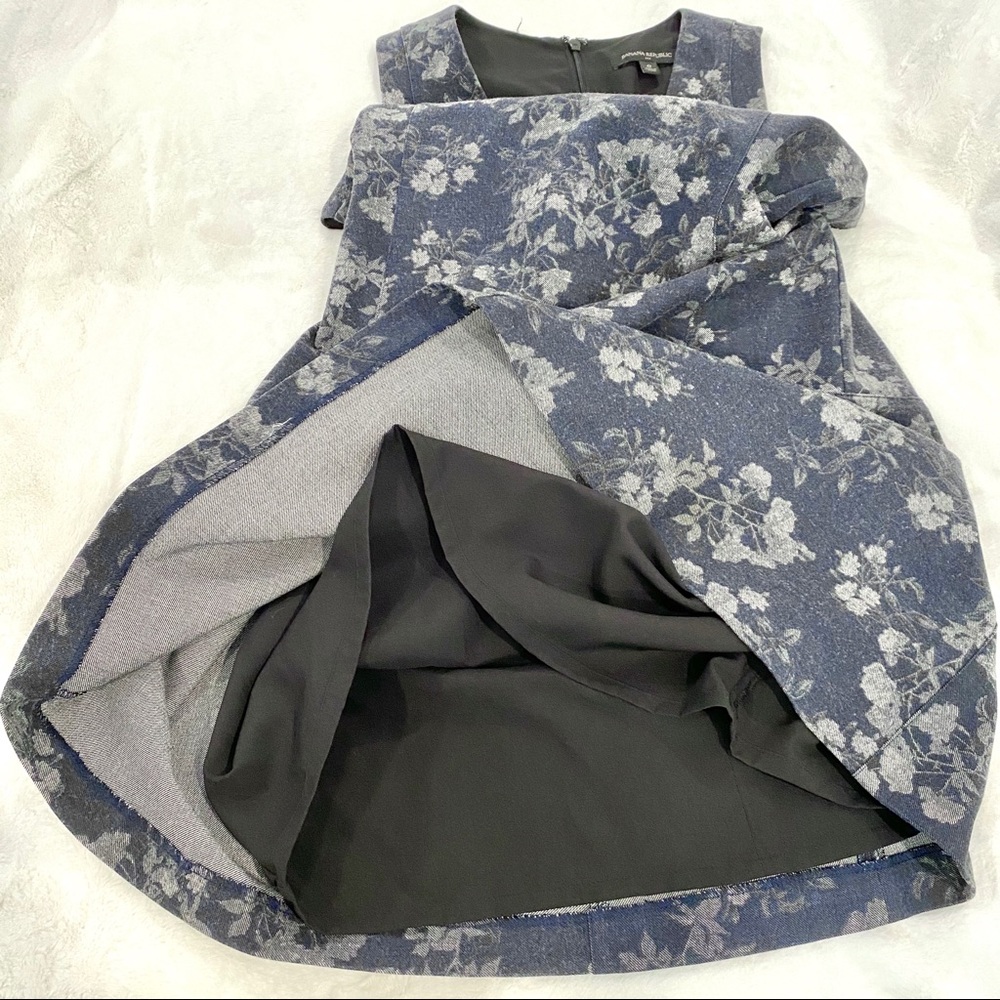 Banana Republic Sleeveless V-Neck Floral Dress - Picture 7 of 7